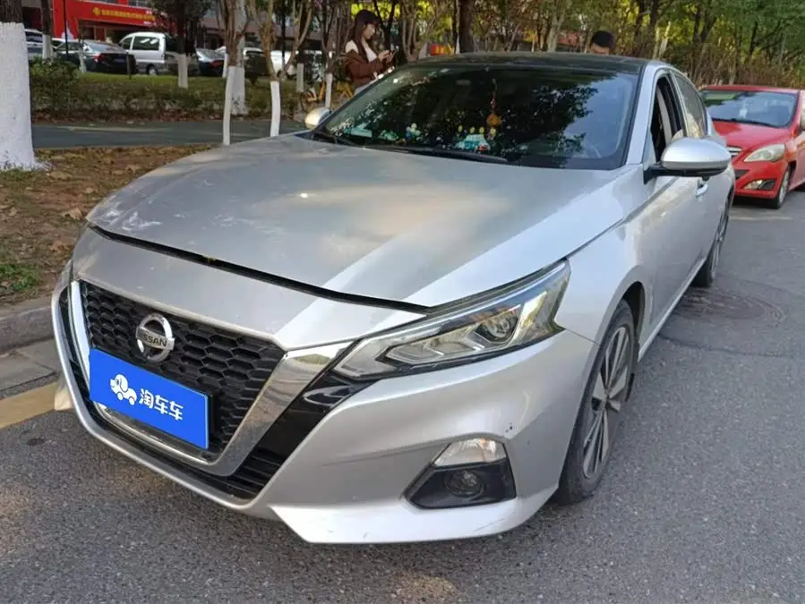 تيانا 2021 2.0L XL إصدار الراحة