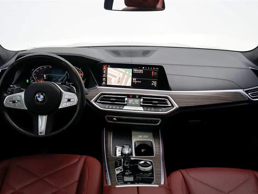 BMW X5 2022 Facelift xDrive 40Li M Sport Package