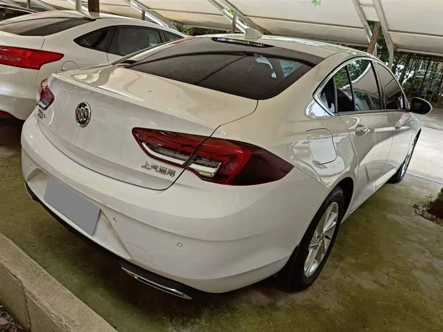 بيوك ريجال 2021 طراز 552T النخبة