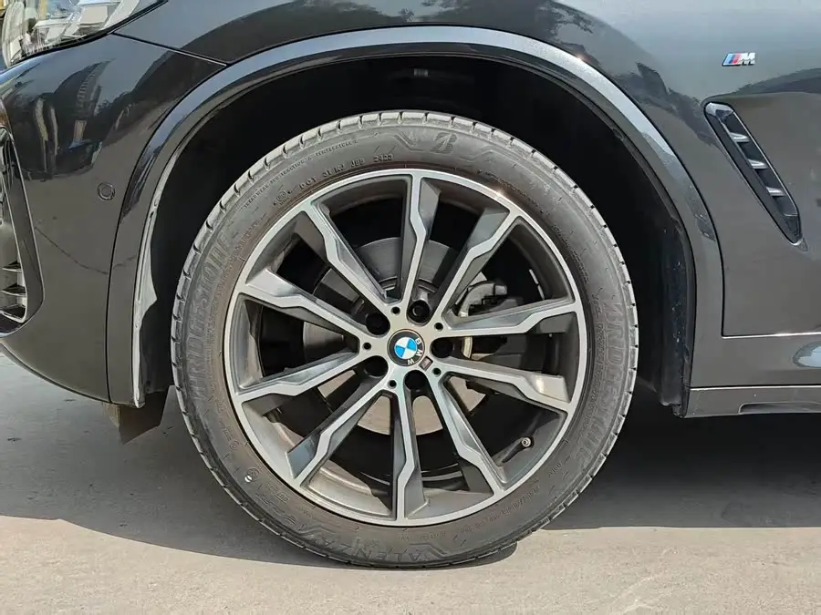 BMW X3 2023 xDrive30i Leading M Night Package