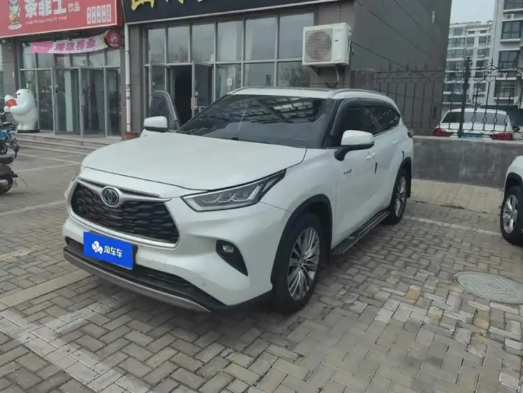 Highlander 2022 Hybrid 2.5L AWD Premium 7-seater