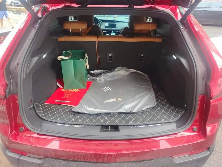 Cadillac XT4 2022 28T Luxury FWD