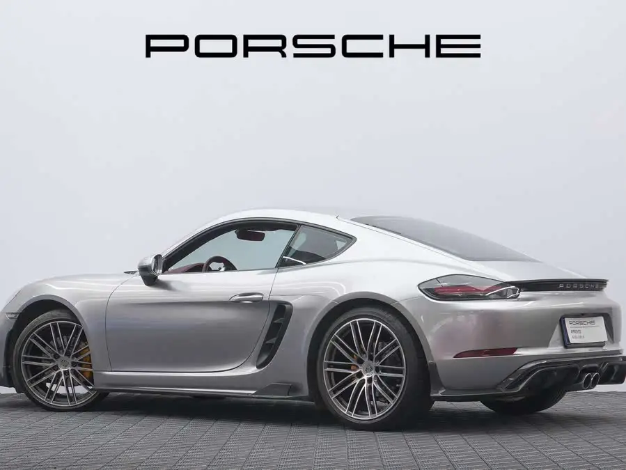 Porsche 718 2022 Cayman 2.0T