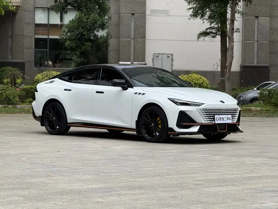 Changan UNI-V 2022 1.5T Sport Version