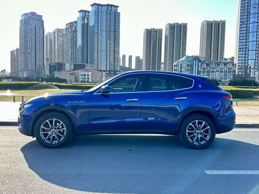 Levante 2021 3.0T Standard Version