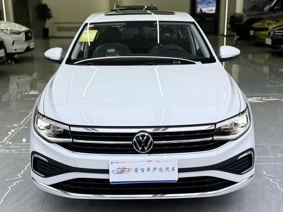 2025 Bora 200TSI DSG Joy Navigation Edition