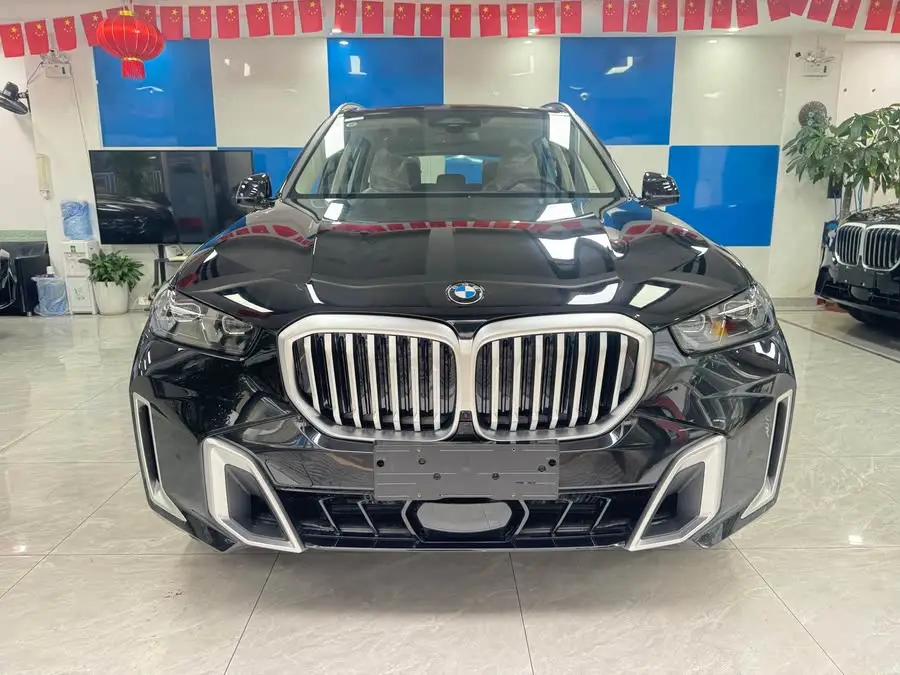بي إم دبليو X5 2023 xDrive 30Li حزمة M الرياضية الفاخرة