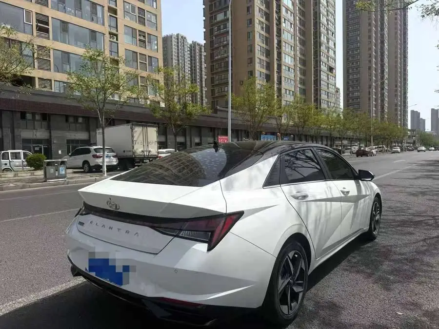 Elantra 2021 1.5L CVT LUX Premium