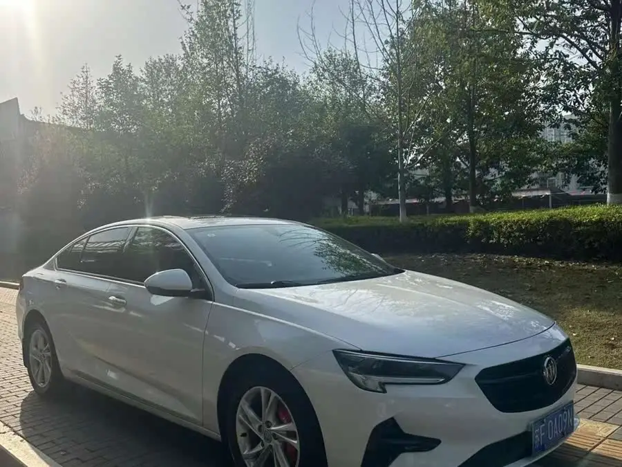 بيوك ريجال 2020 552T الفاخرة