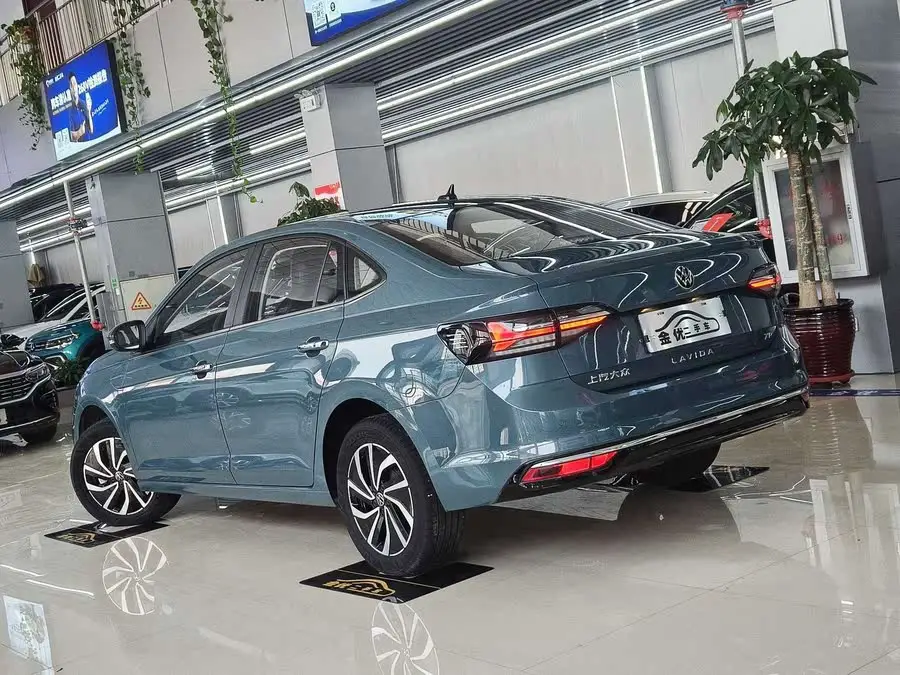 لافيدا 2023 الجديدة الحادة 1.5 لتر أوتوماتيكية النسخة الجديدة