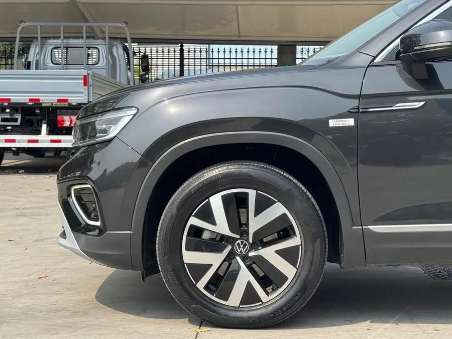 تانيوي 2023 طراز 330 TSI دفع ثنائي فاخرة بلس