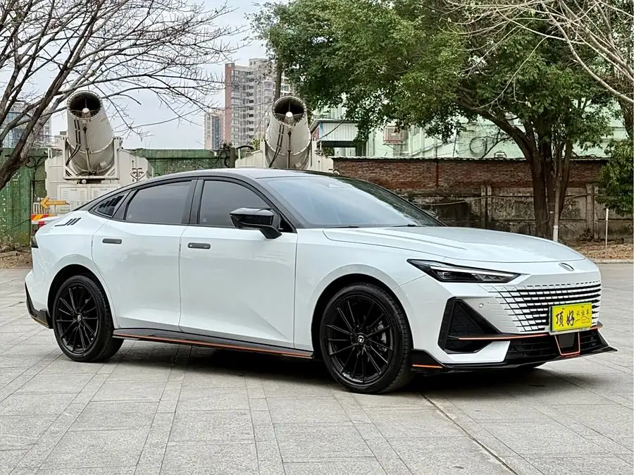 Changan UNI-V 2023 1.5T Sport Version