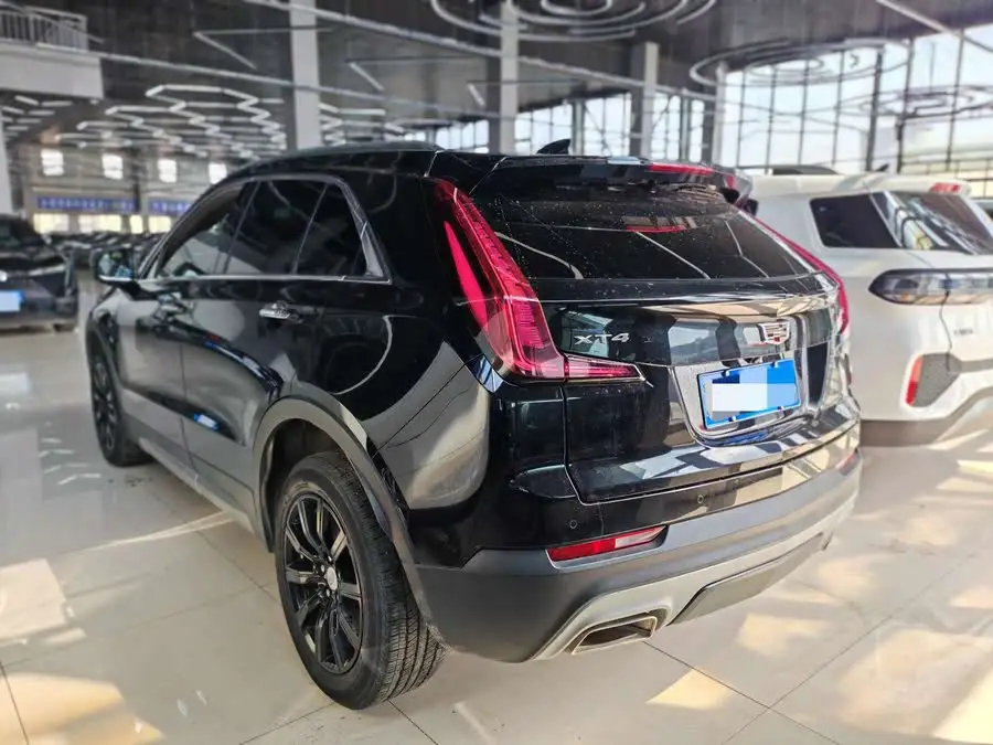 Cadillac XT4 2020 28T FWD Premium