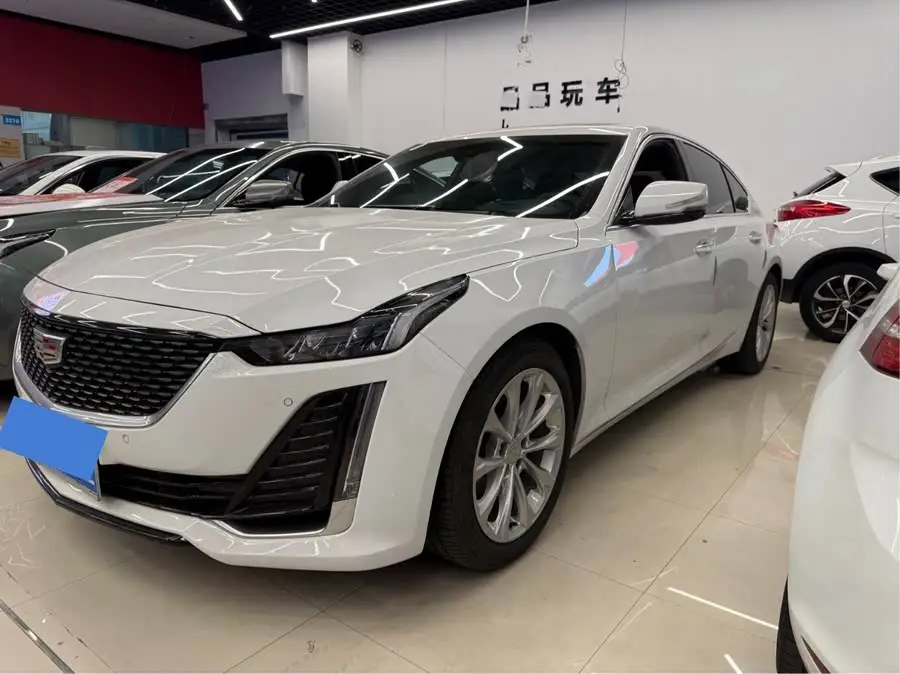 كاديلاك CT5 2022 28T الفاخرة