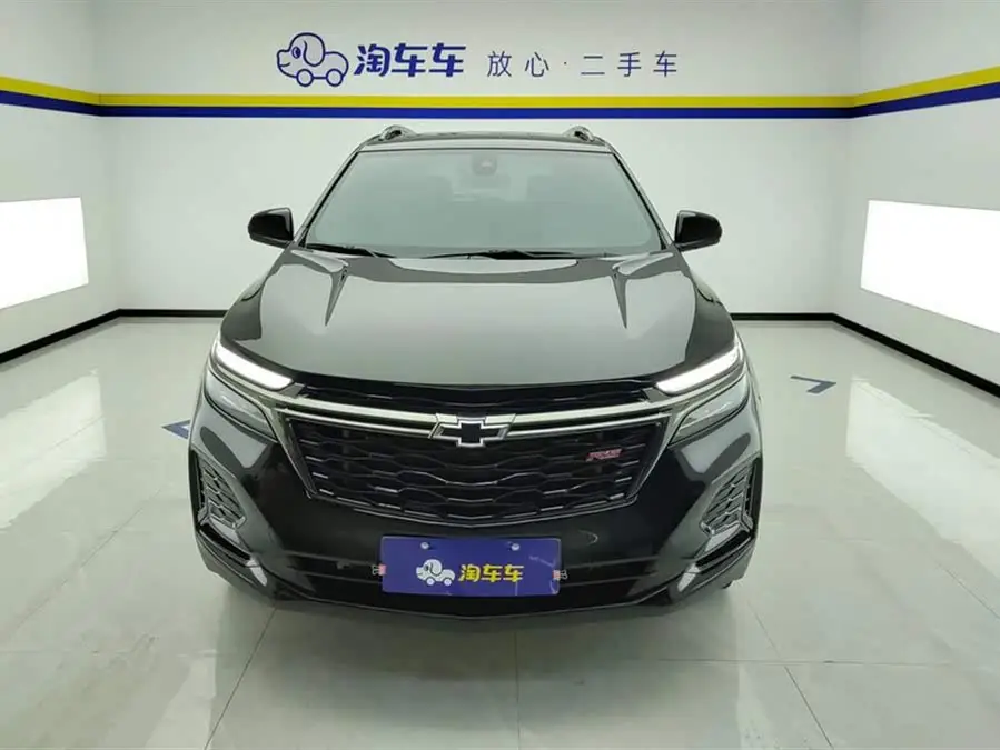 2022 شفروليه تراكير 550T RS دفع رباعي ذكي