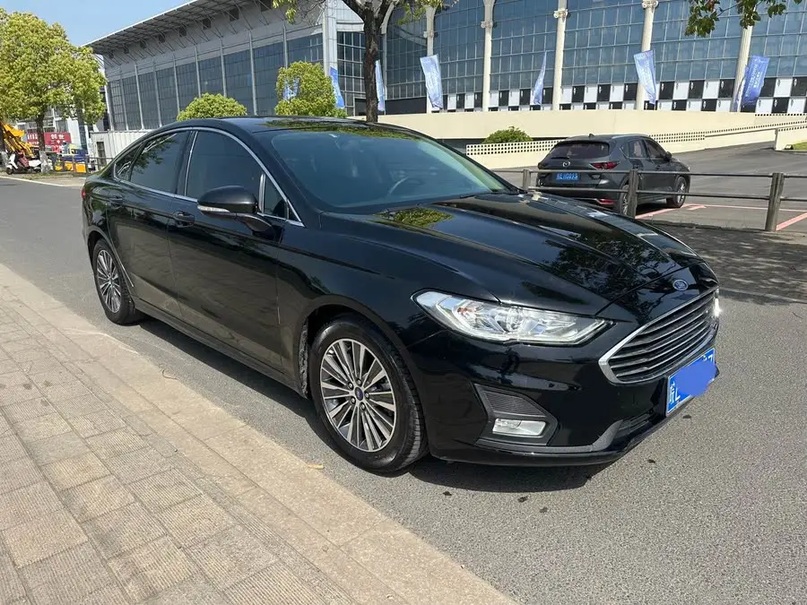 2020 Ford Mondeo EcoBoost 200 Fashion Edition