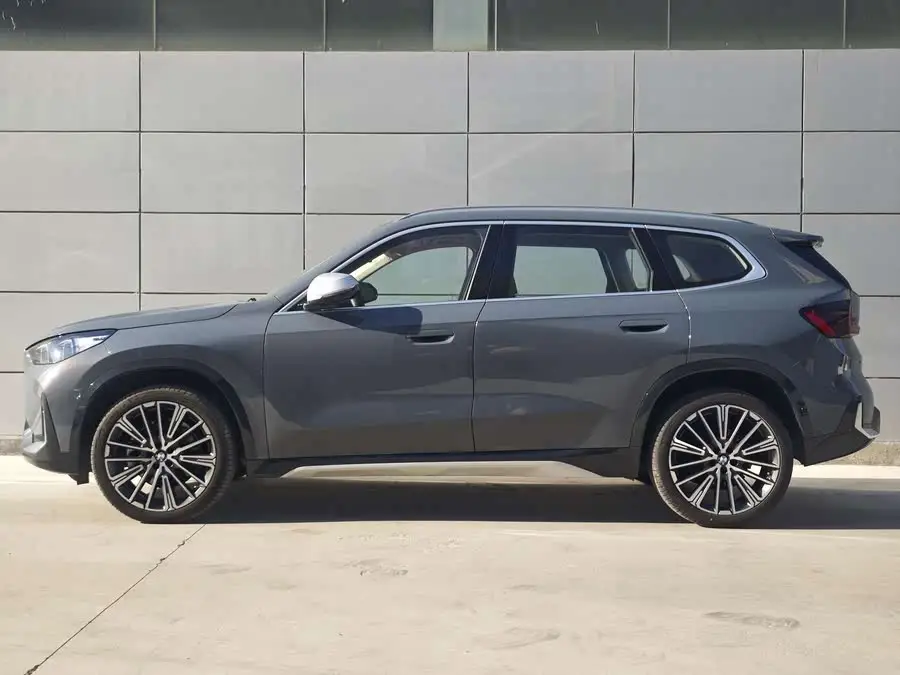 BMW X1 2024 xDrive25Li X Design Package