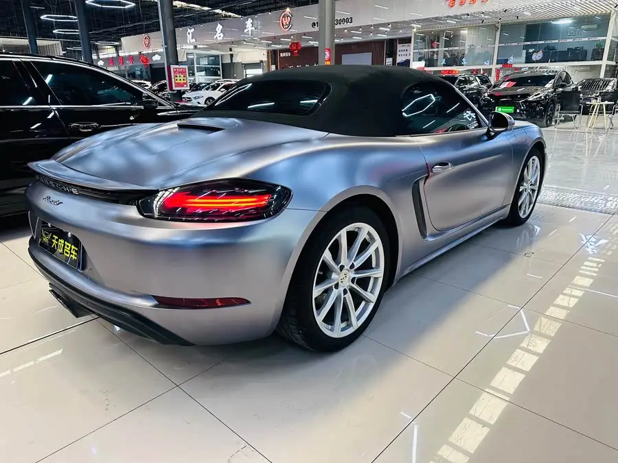 Porsche 718 2020 Model Boxster 2.0T