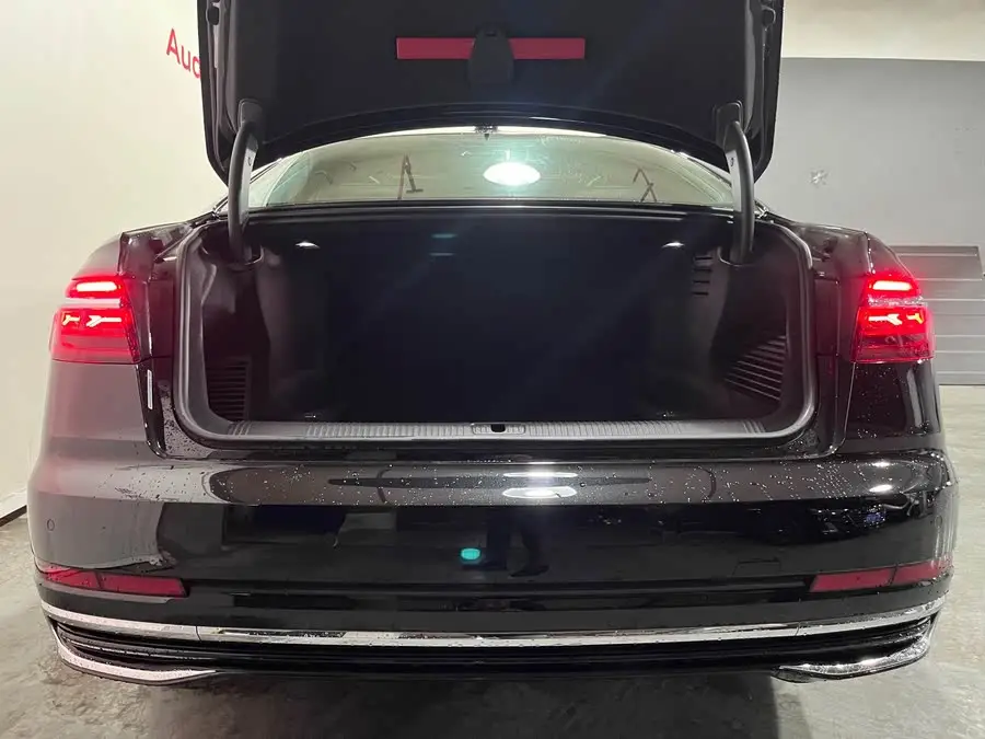 Audi A8 2023 A8L 45 TFSI quattro Luxury