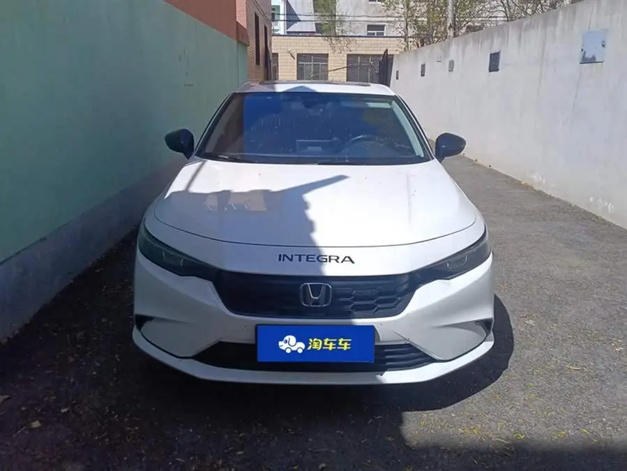 2023 Style HATCHBACK 240 TURBO CVT Leading Edition