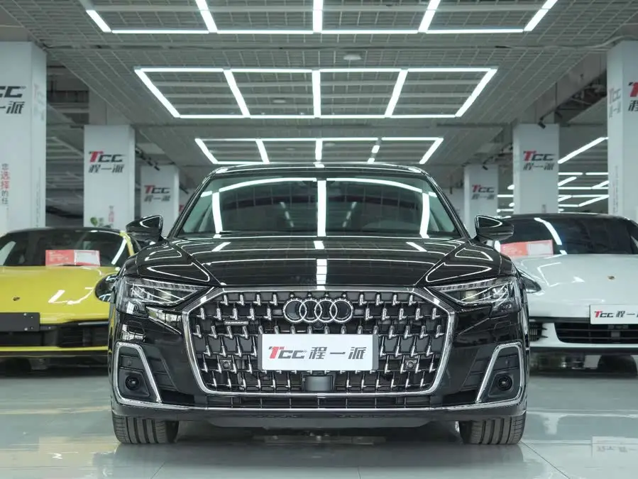 Audi A8 2024 A8L 50 TFSI quattro Premium