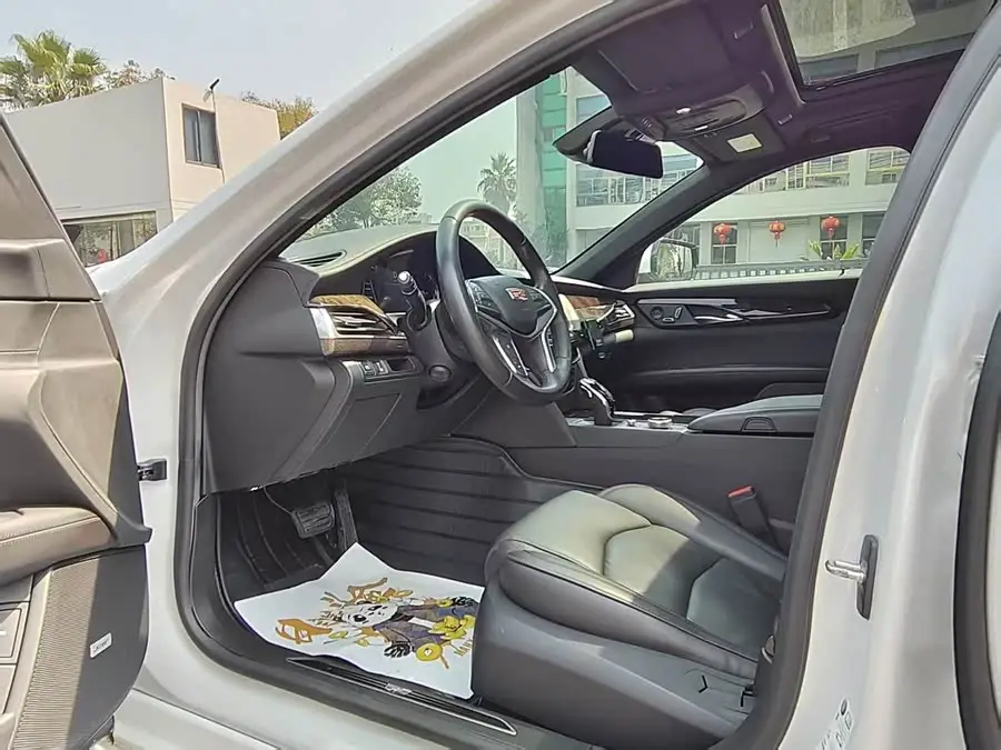 كاديلاك CT6 2021 28T فاخرة