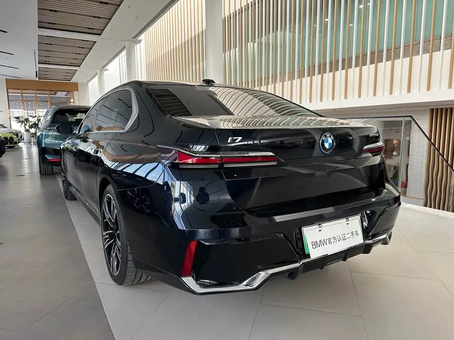 BMW i7 2023 eDrive50L Exclusive M Sport Package