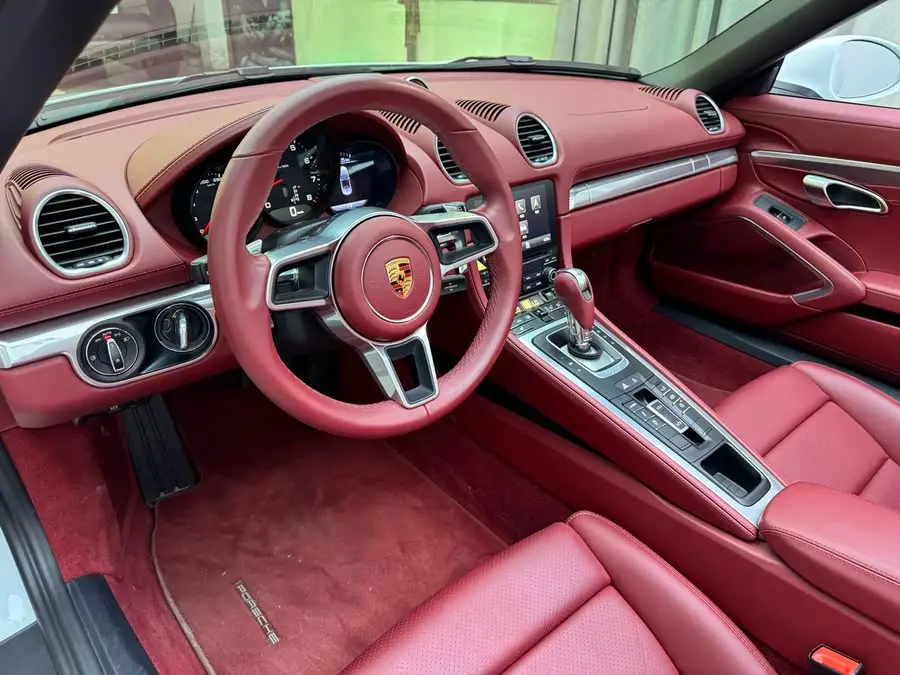 Porsche 718 2022 Boxster 2.0T