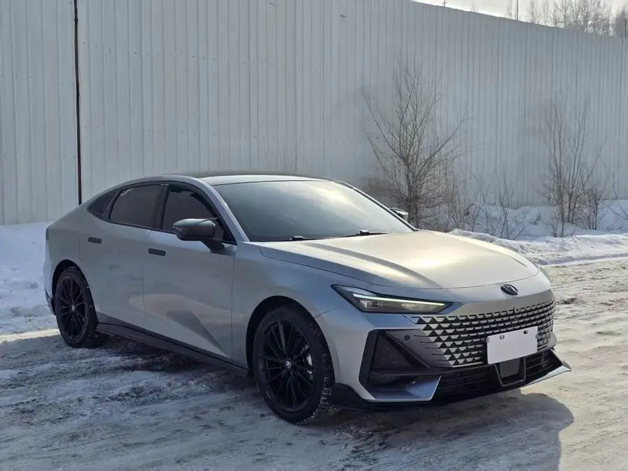 Changan UNI-V 2022 1.5T Sport Version