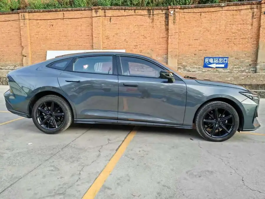 Changan UNI-V 2024 1.5T Premium