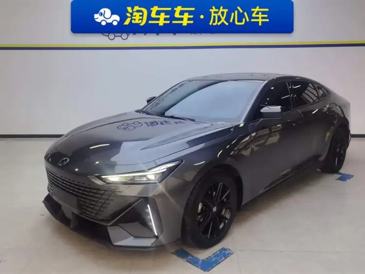 Changan UNI-V 2022 1.5T Premium