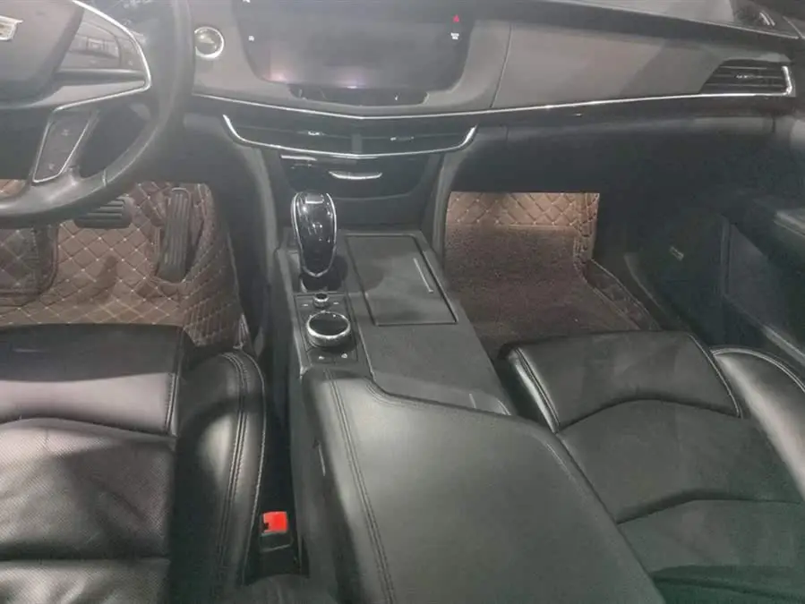 Cadillac CT6 2021 28T Fashion Edition