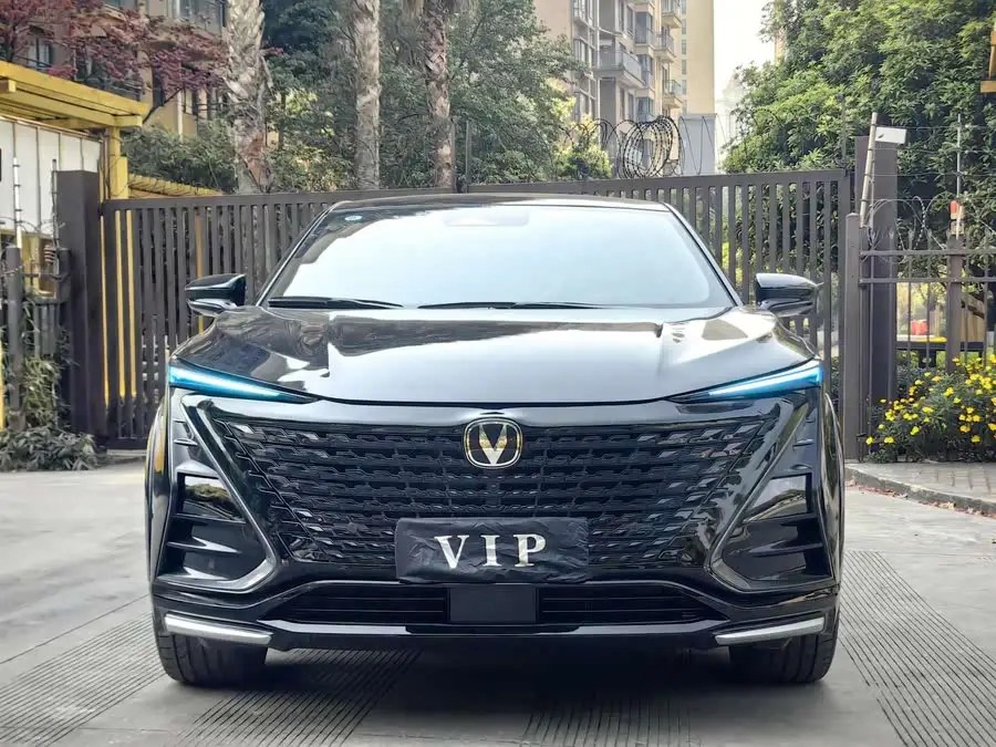 شانجان UNI-T 2023 الجيل الثاني 1.5T الرائد