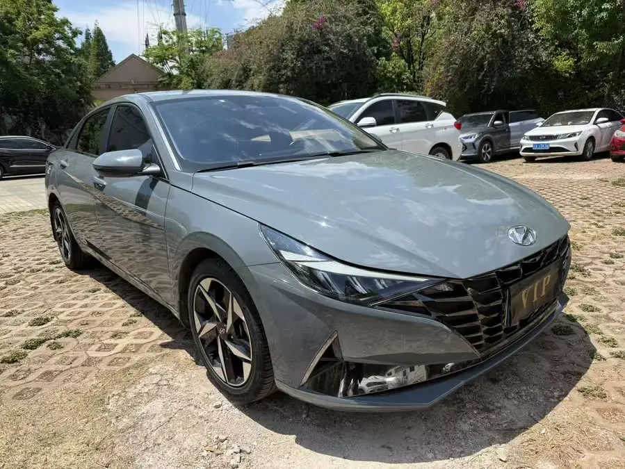 إيلانتر 2021 1.5 لتر CVT LUX النسخة الفاخرة