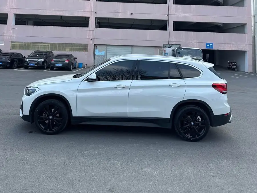 BMW X1 2020 sDrive20Li Fashion Edition