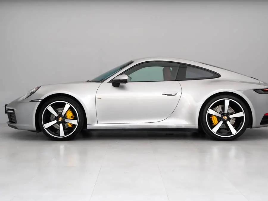 Porsche 911 2022 Carrera 3.0T