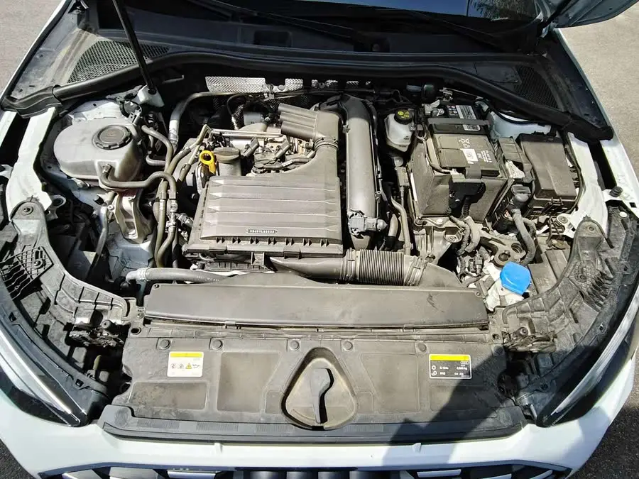 أودي A3 2023 A3L ليموزين 35 TFSI طراز رياضي أنيق