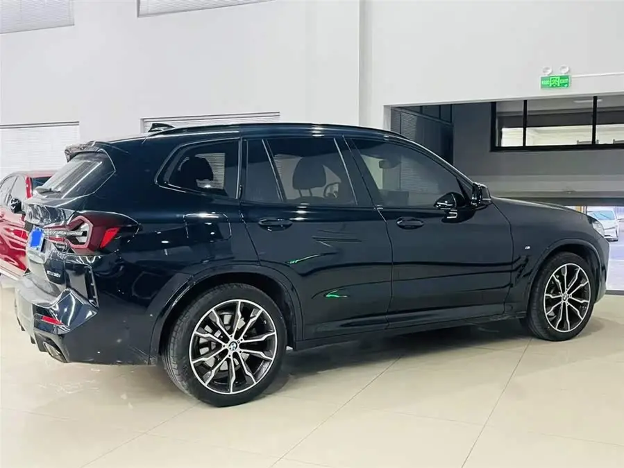 BMW X3 2023 xDrive30i Leading M Night Package