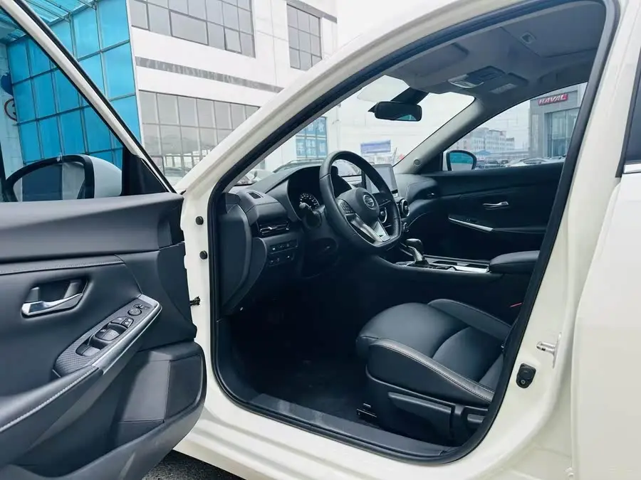 نيسان سيلفي 2022 1.6 لتر XL CVT استمتع