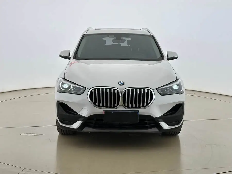 BMW X1 2021 sDrive25Li Leading