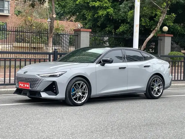 Changan UNI-V 2022 1.5T Premium