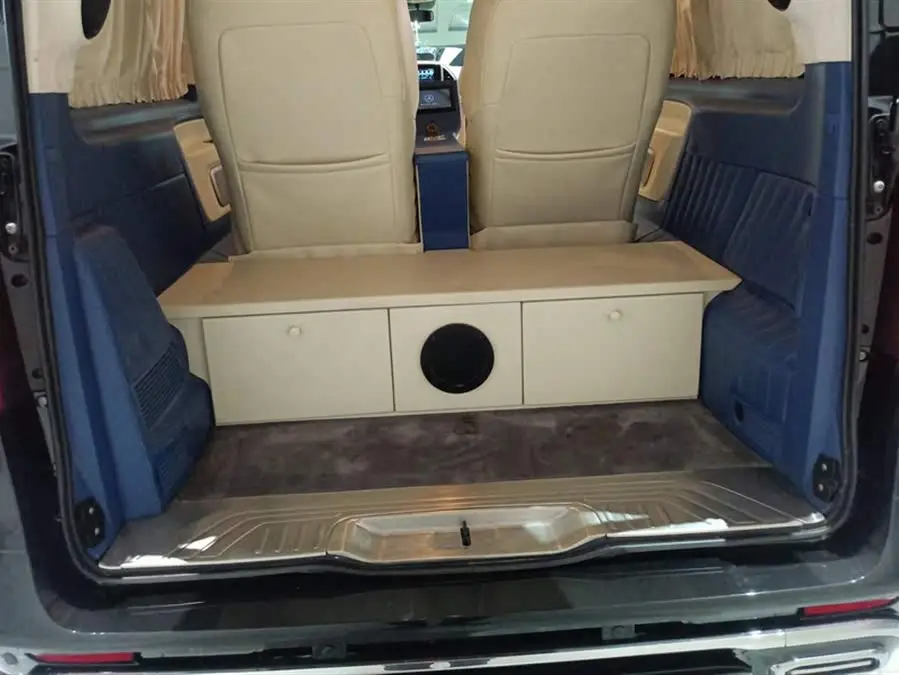 مرسيدس بنز فيتو 2018 2.0T نسخة النخبة 7 مقاعد مواصفات وطنية V