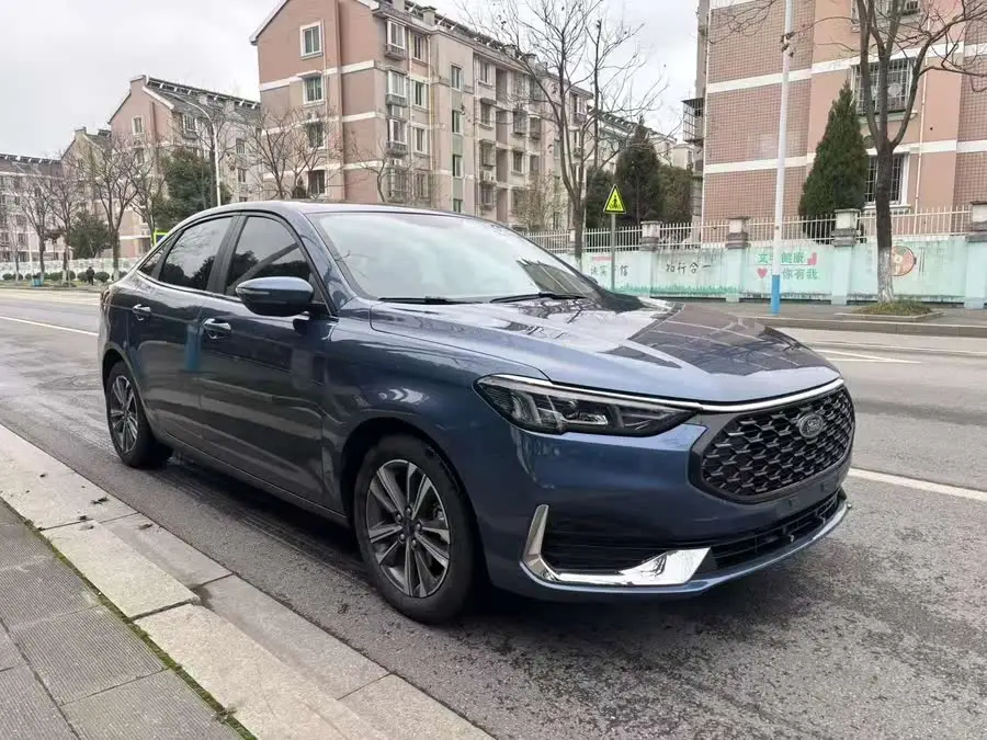 Ford Focus 2021 1.5L Automatic Diamond Edition