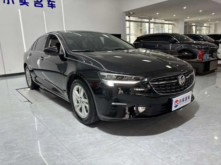 بيوك ريجال 2022 552T الإصدارة الذكية