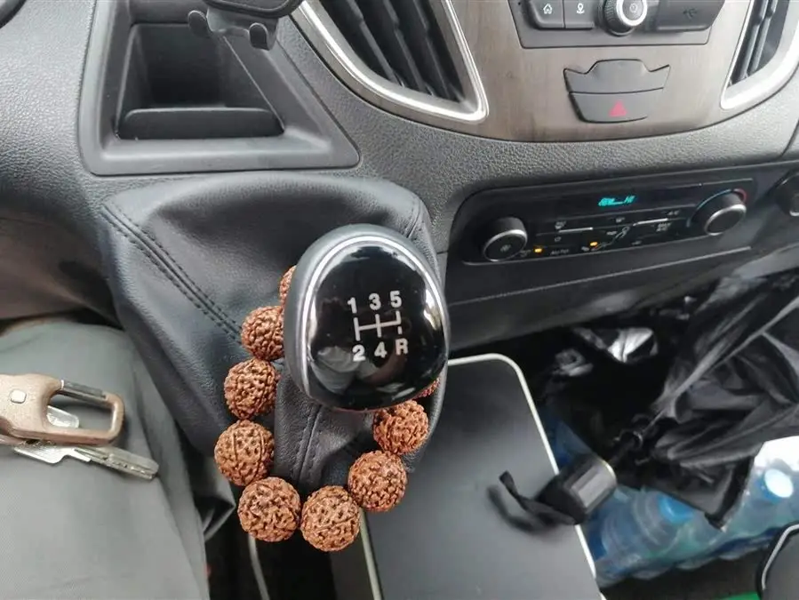 Tourneo 2020 2.0T Manual Elite Version National VI