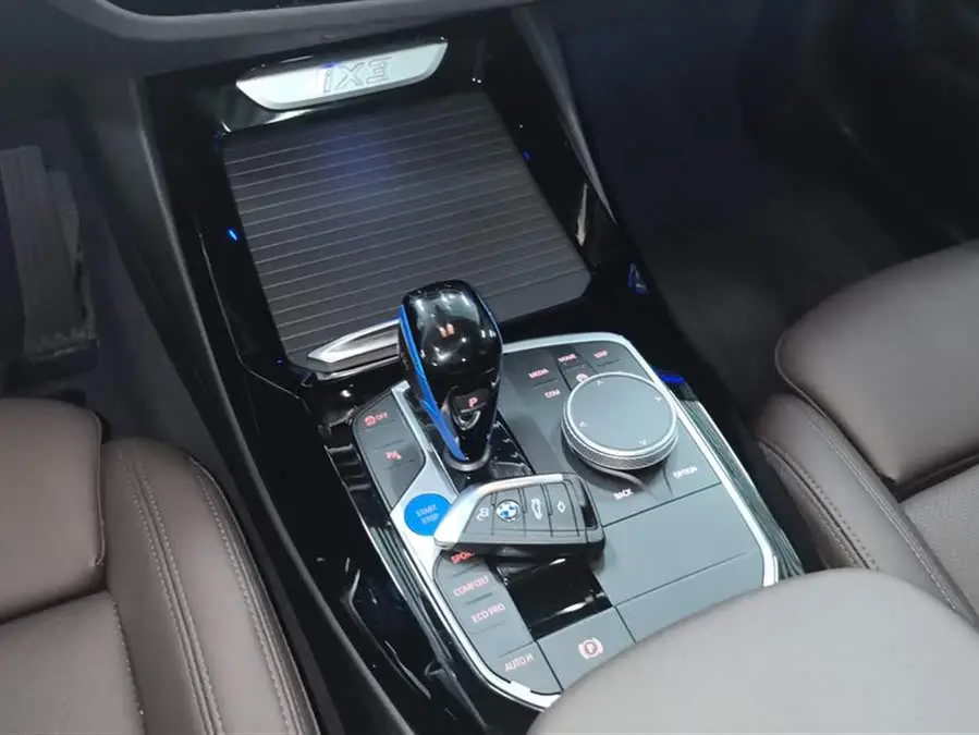 BMW iX3 2022 Facelift Leading Edition