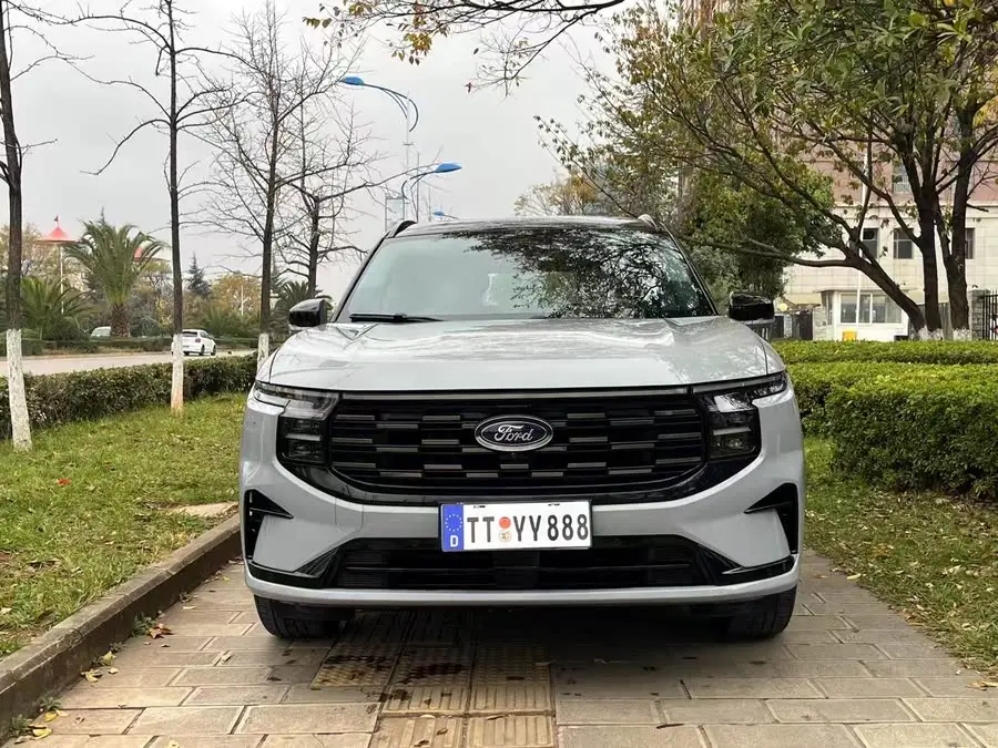 2023 Ford Edge L 2.0T EcoBoost E Hybrid AWD Seven-Seater Supreme