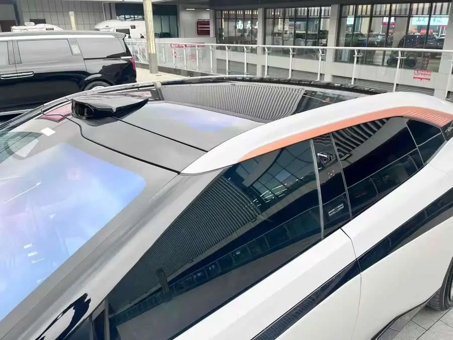 هاي في HiPhi Z 2023 موديل خمسة مقاعد