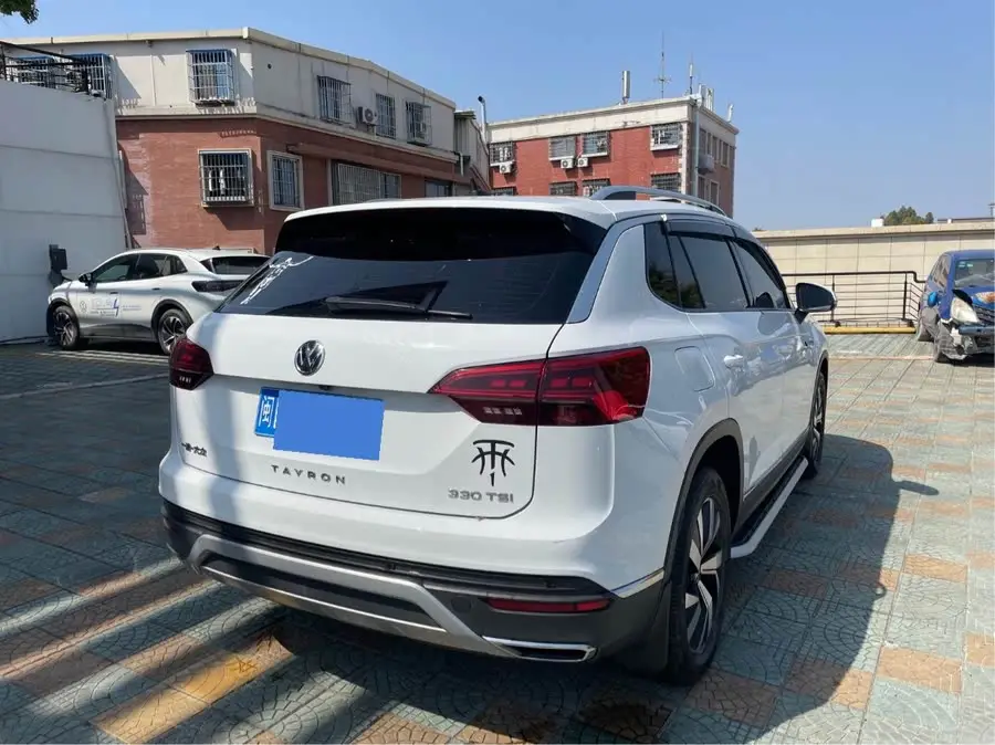 تايرون 2020 330 TSI نسخة الفخامة الذكية ذات الدفع الثنائي