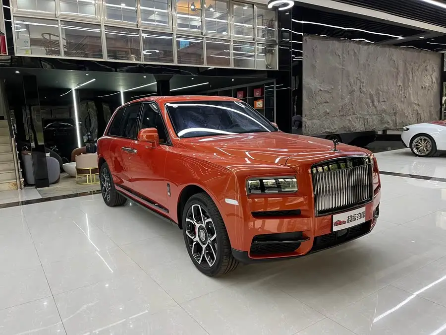 كولينان 2024 بلاك بادج